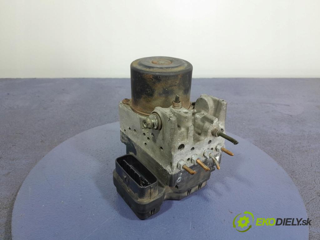 Mitsubishi L-200 2006 čerpadlo ABS x MN102452