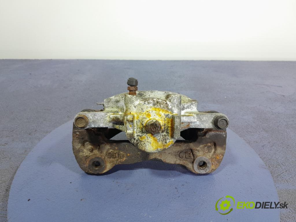Mitsubishi L200 2006 brzdič brzdový Predné v pravo: 01