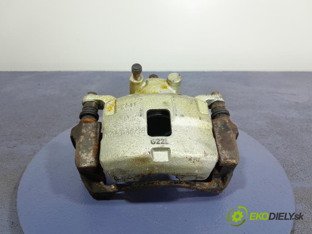 Mitsubishi L200 2006 brzdič brzdový Predné Vľavo: 01
