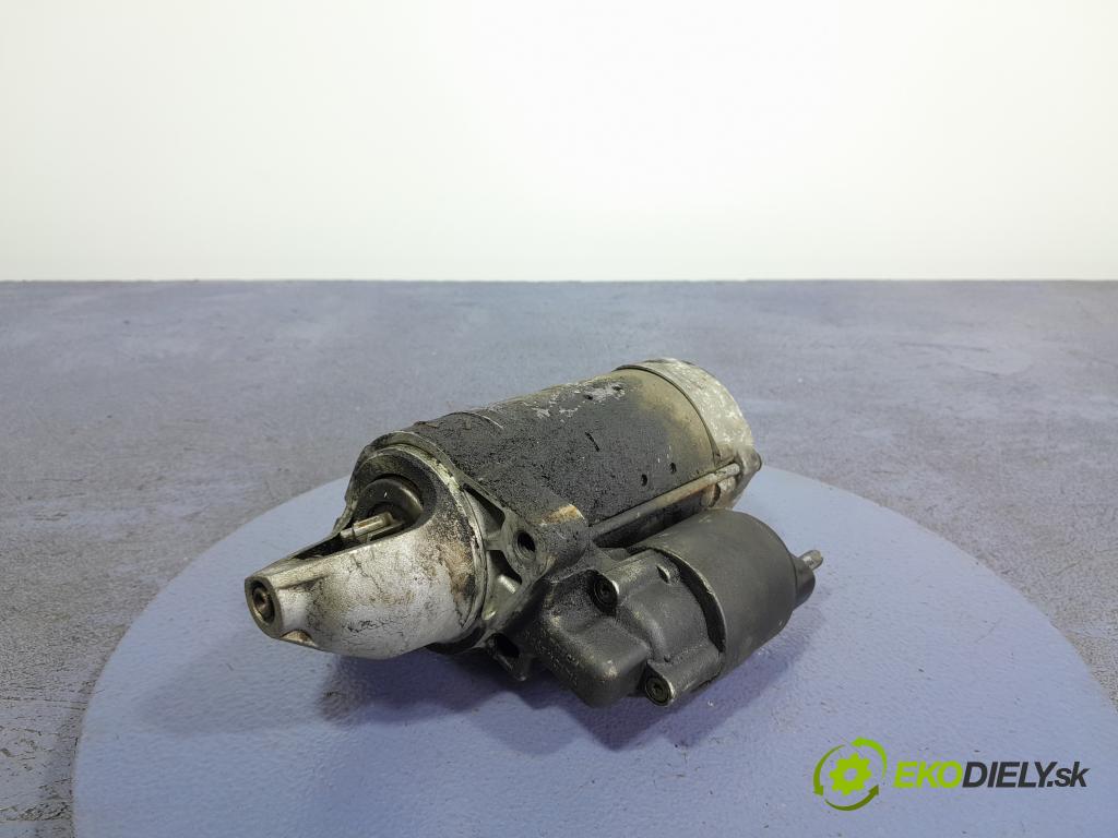 Audi Q7 2008 štartér 057911023E