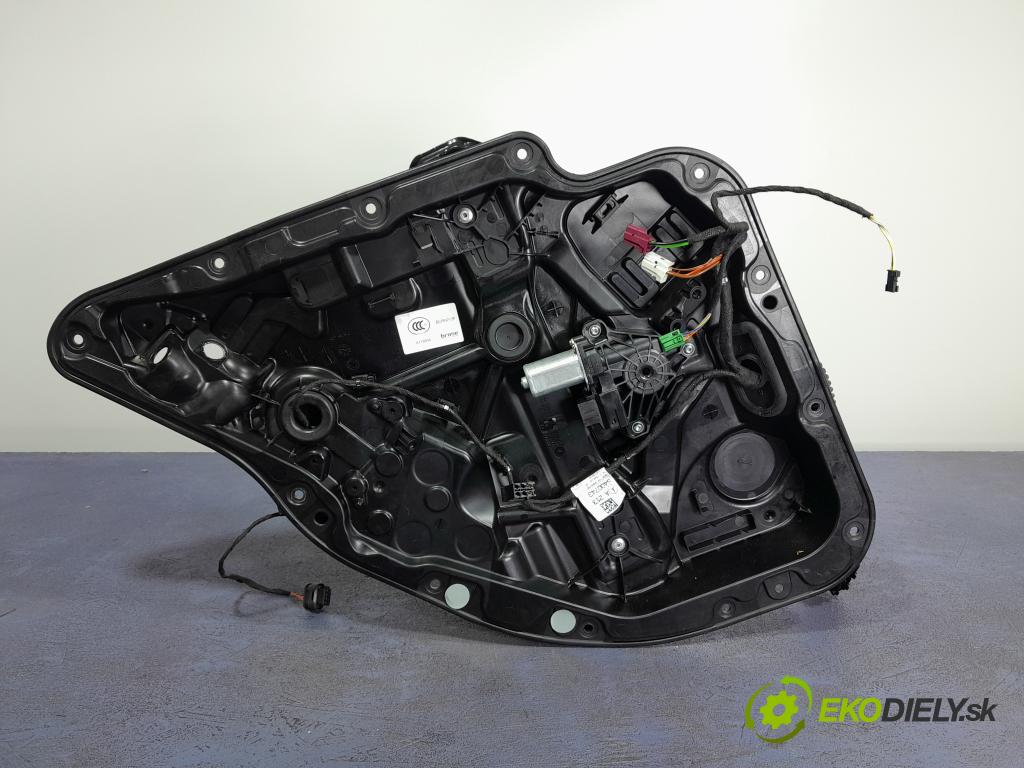 Mercedes E-klasa 2019 mechanismus stahování Sklenka: Zad: Levý: 01