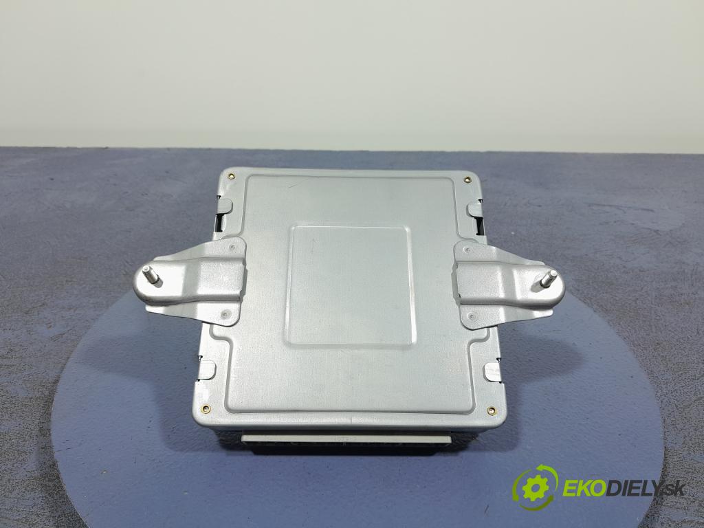 Toyota Prius 2007 riadiaca jednotka Motor: 89981-47160