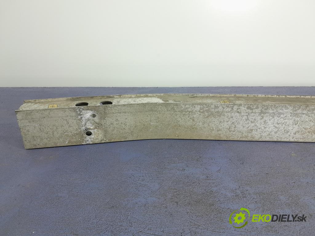 Toyota Prius 2007 výztuha narazník Zad: 01