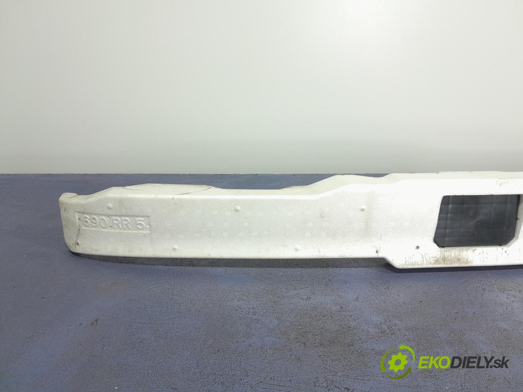Toyota Prius 2007 výztuha narazník Zad: 52615-47020