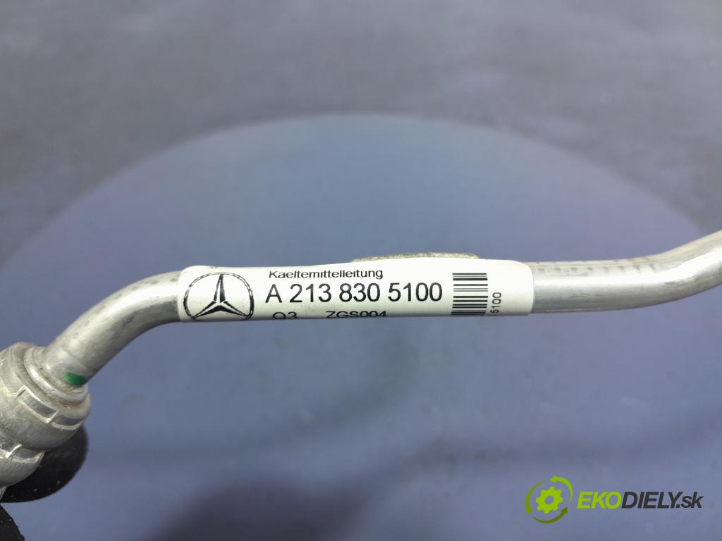 Mercedes E-klasa 2019 rúrka Klimatizácia: A2138305100