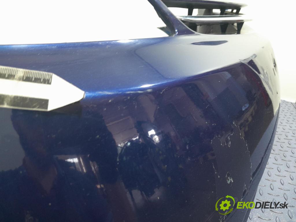 Toyota Prius 2007 nárazník před 01