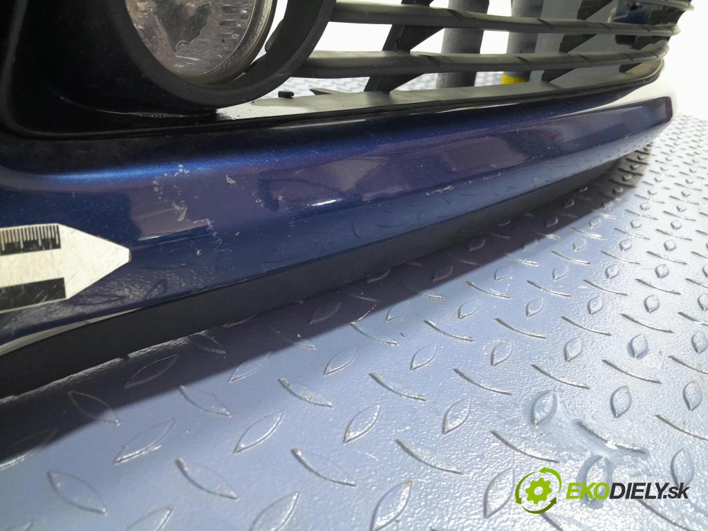 Toyota Prius 2007 nárazník před 01
