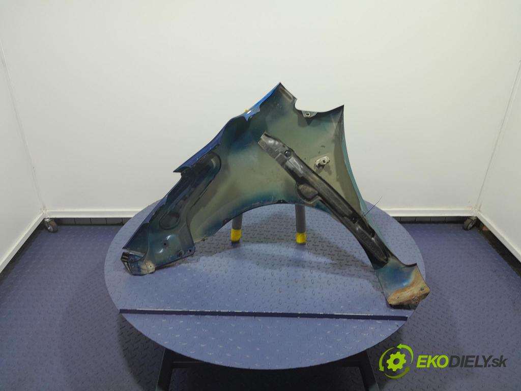 Toyota Prius 2007 blatnik před v pravo: 01