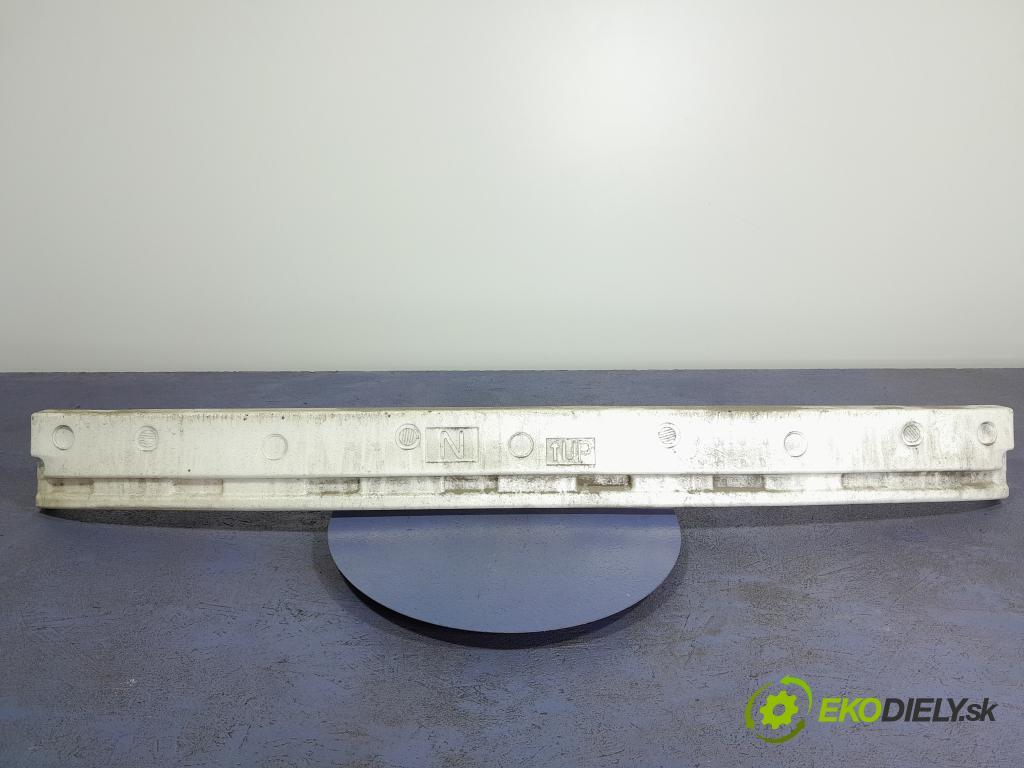 Toyota Camry 2019 výztuha narazník Zad: 52615-33150