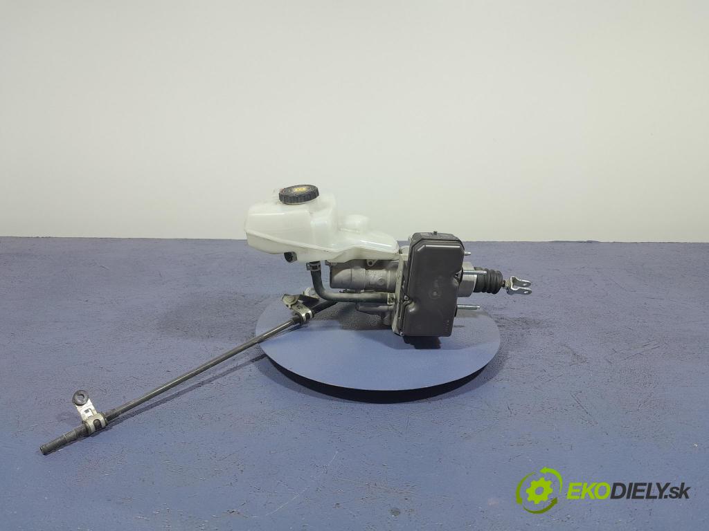 Toyota Camry 2019 čerpadlo ABS x 47210-33360