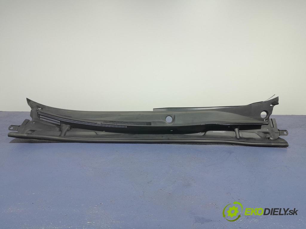 Toyota Camry 2019 torpédo 55708-33301
