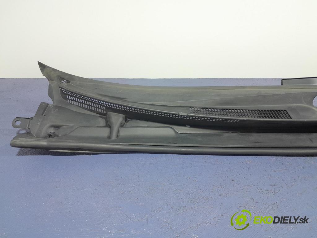 Toyota Camry 2019 torpédo 55708-33301