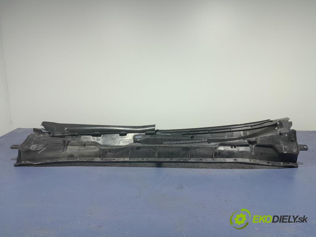 Toyota Camry 2019 torpédo 55708-33301
