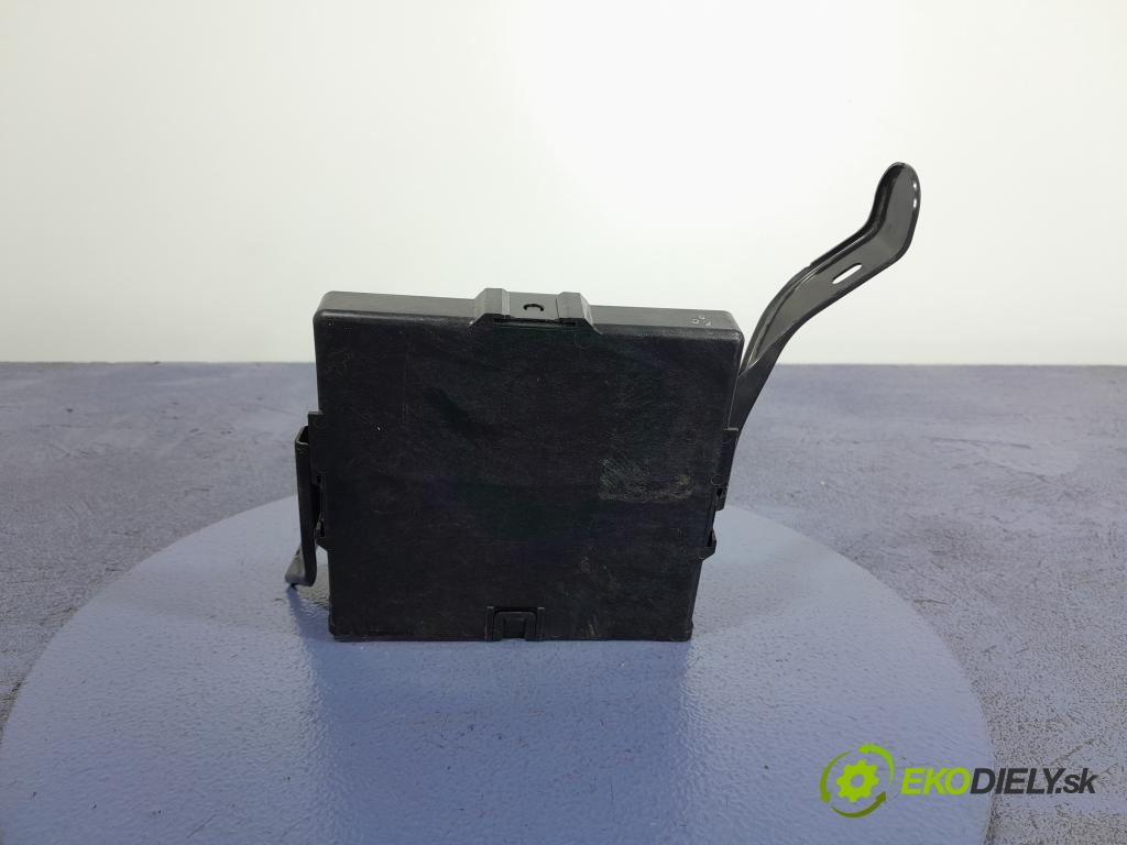 Toyota Camry 2019 riadiaca jednotka 89981-33420