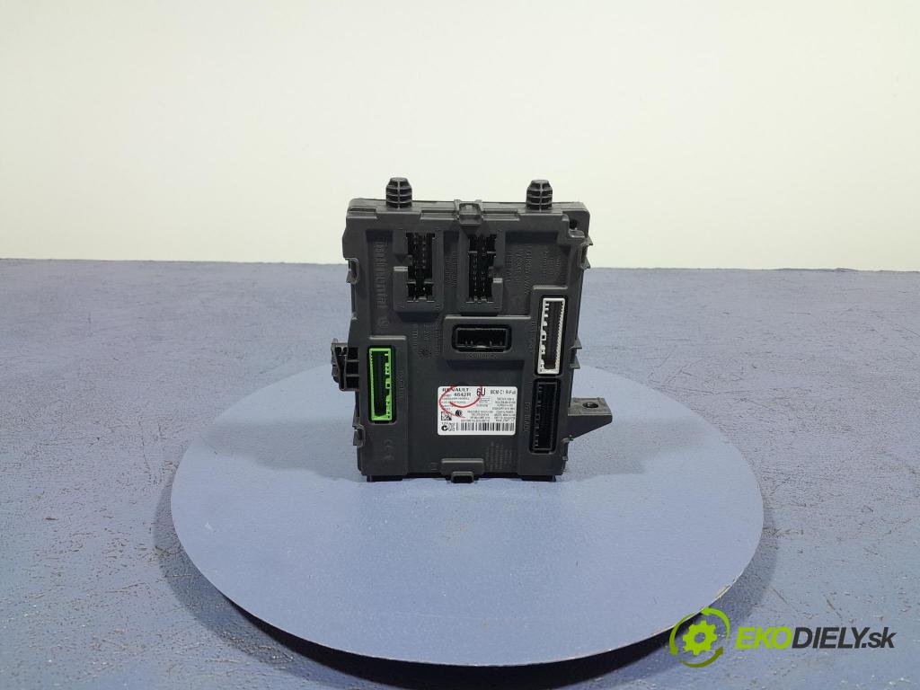 Renault Megane 2018 riadiaca jednotka 284B14642R