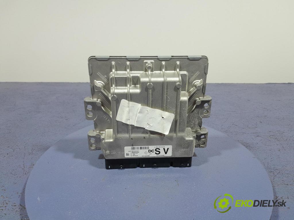 Renault Megane 2018 riadiaca jednotka Motor: A2829003600