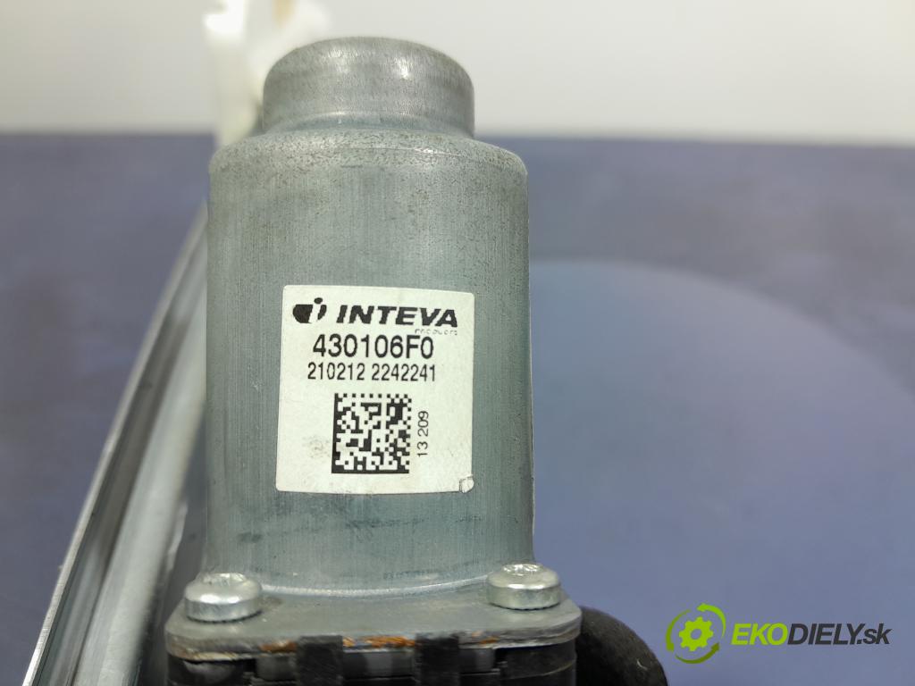 Hyundai Tucson 2021 mechanismus stahování Sklenka: Zad: Levý: 82450-N7010