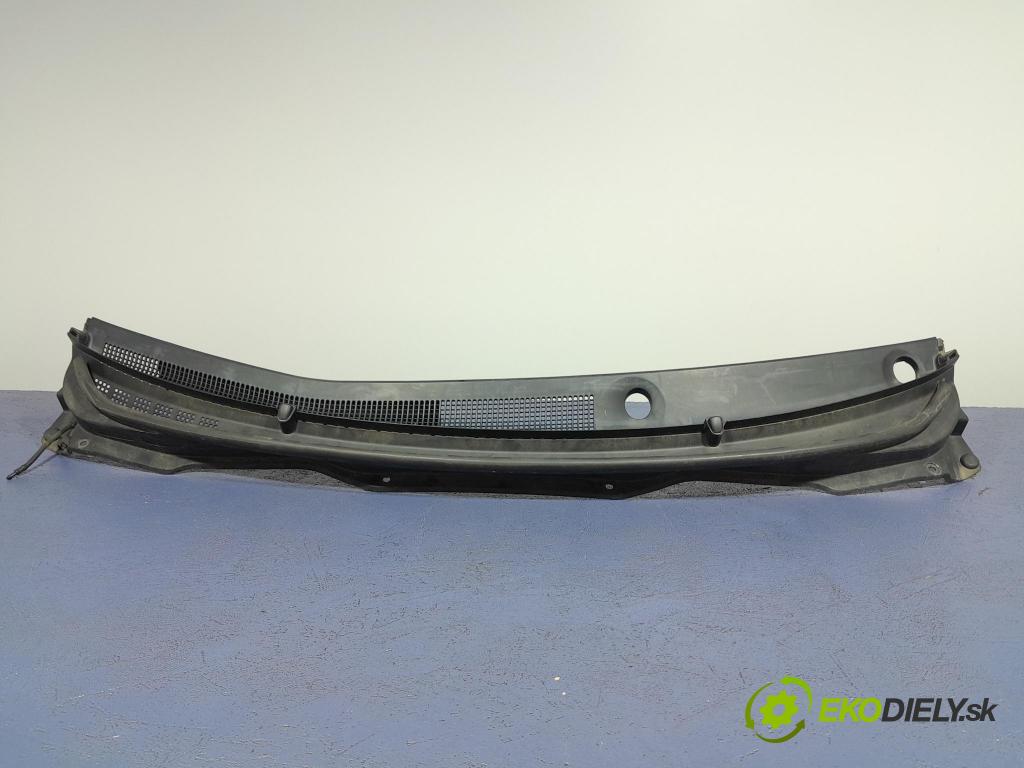 Hyundai I20 2009 torpédo 86151-1J000
