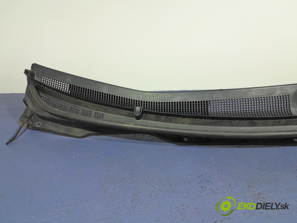Hyundai I20 2009 torpédo 86151-1J000