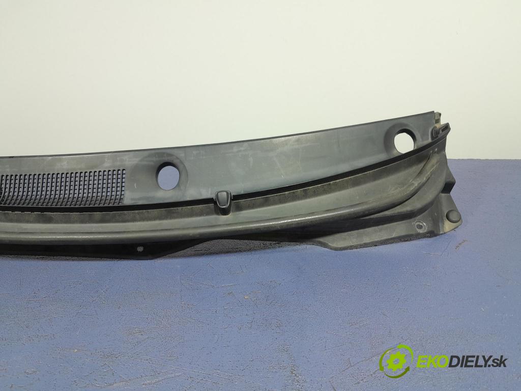 Hyundai I20 2009 torpédo 86151-1J000