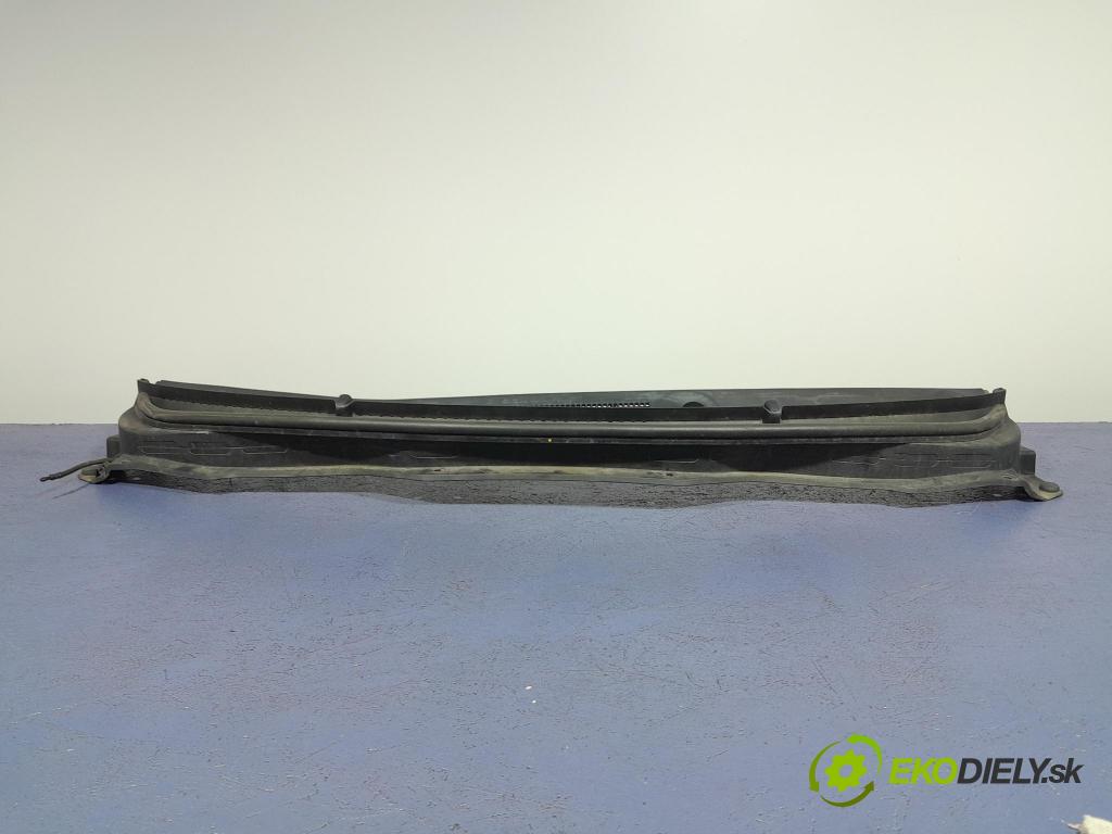 Hyundai I20 2009 torpédo 86151-1J000