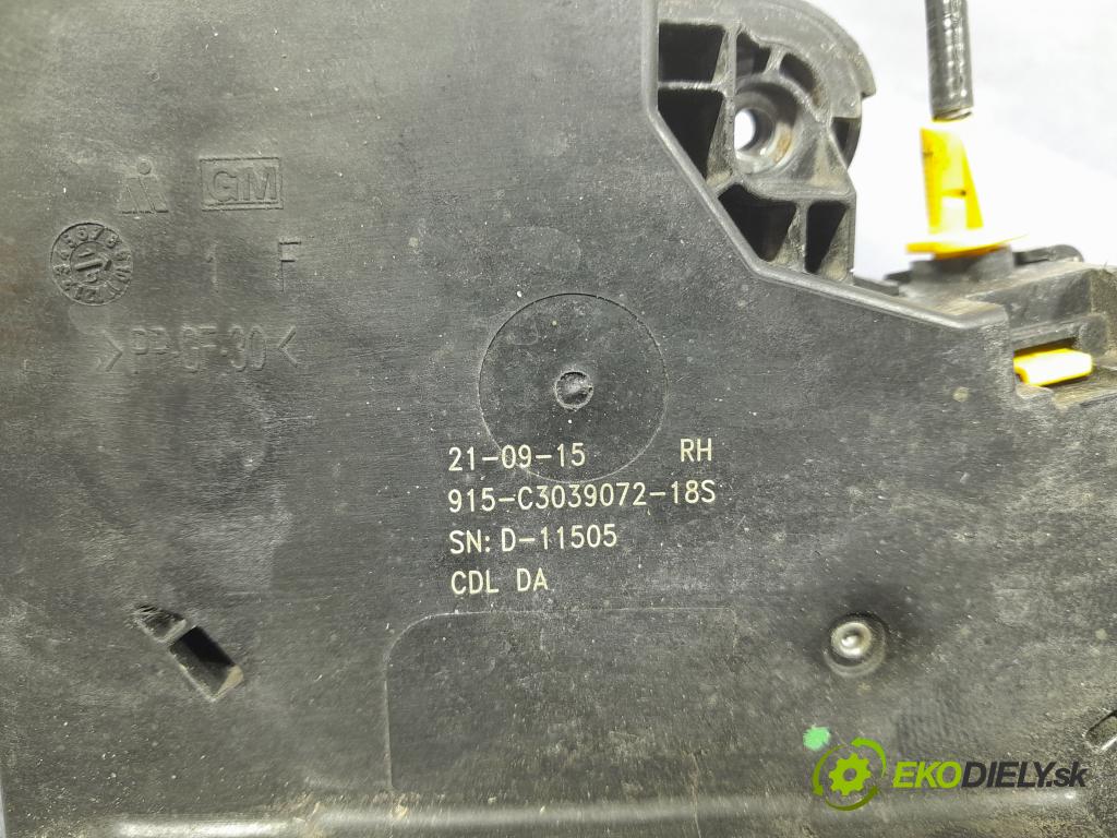 Opel Astra 2015 zámek dveře před v pravo: 915-C3039072
