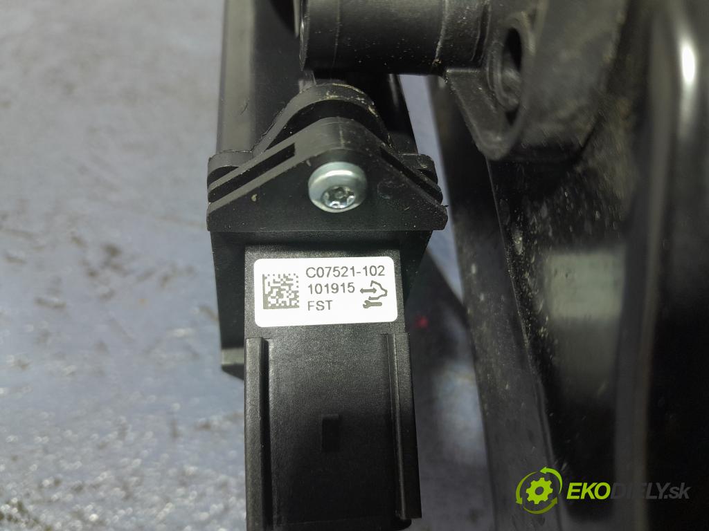 Opel Astra 2015 mechanismus stahování Sklenka: před v pravo: 13406674
