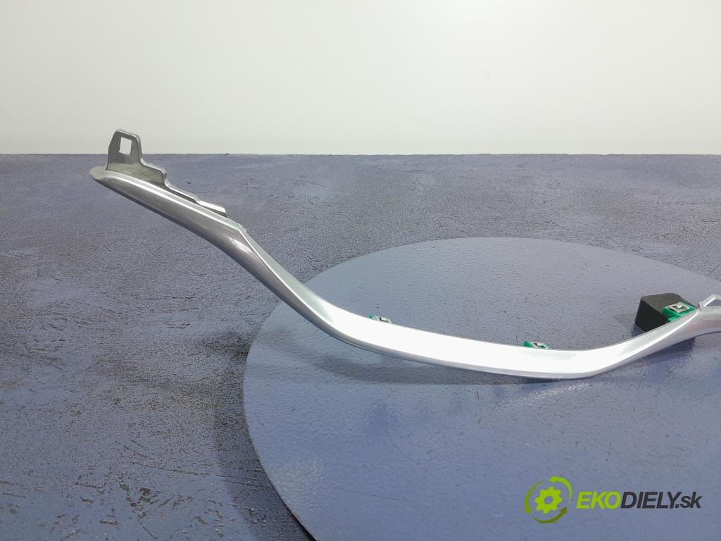 Opel Astra 2015 lišta Dekoratívne: 13413019