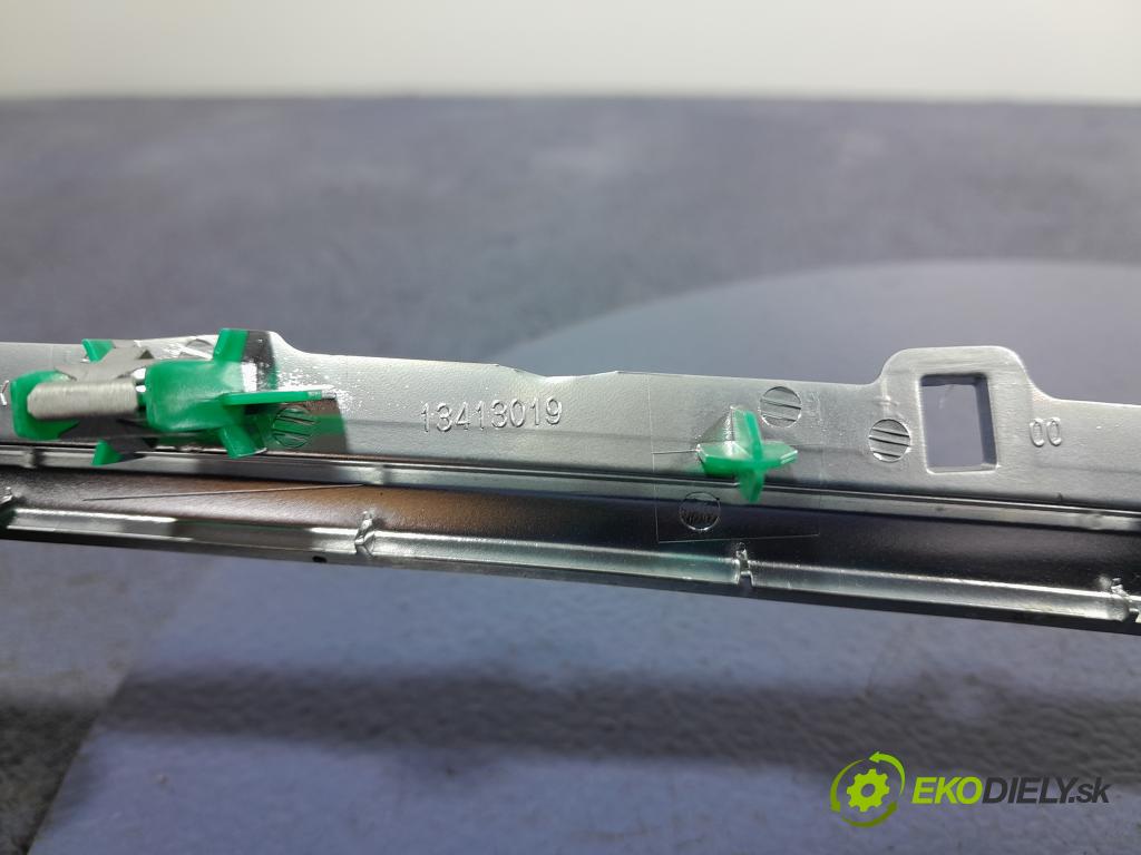 Opel Astra 2015 lišta Dekoratívne: 13413019