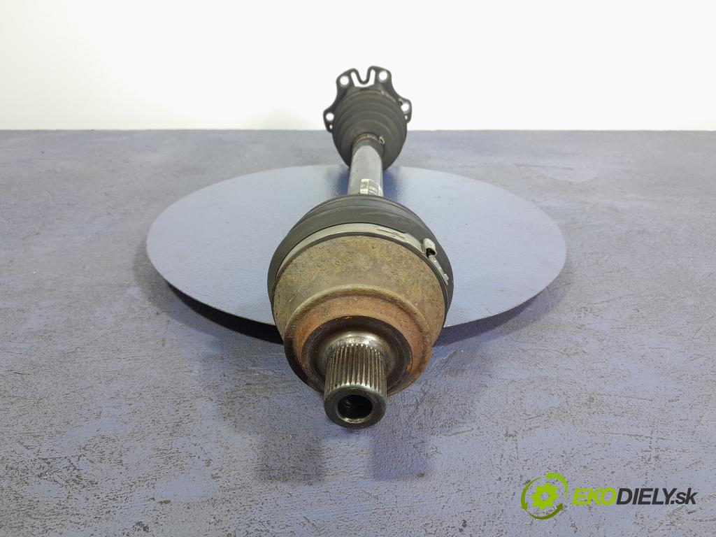 Audi A6 2005 poloos Prava: Predné 4F0407271H