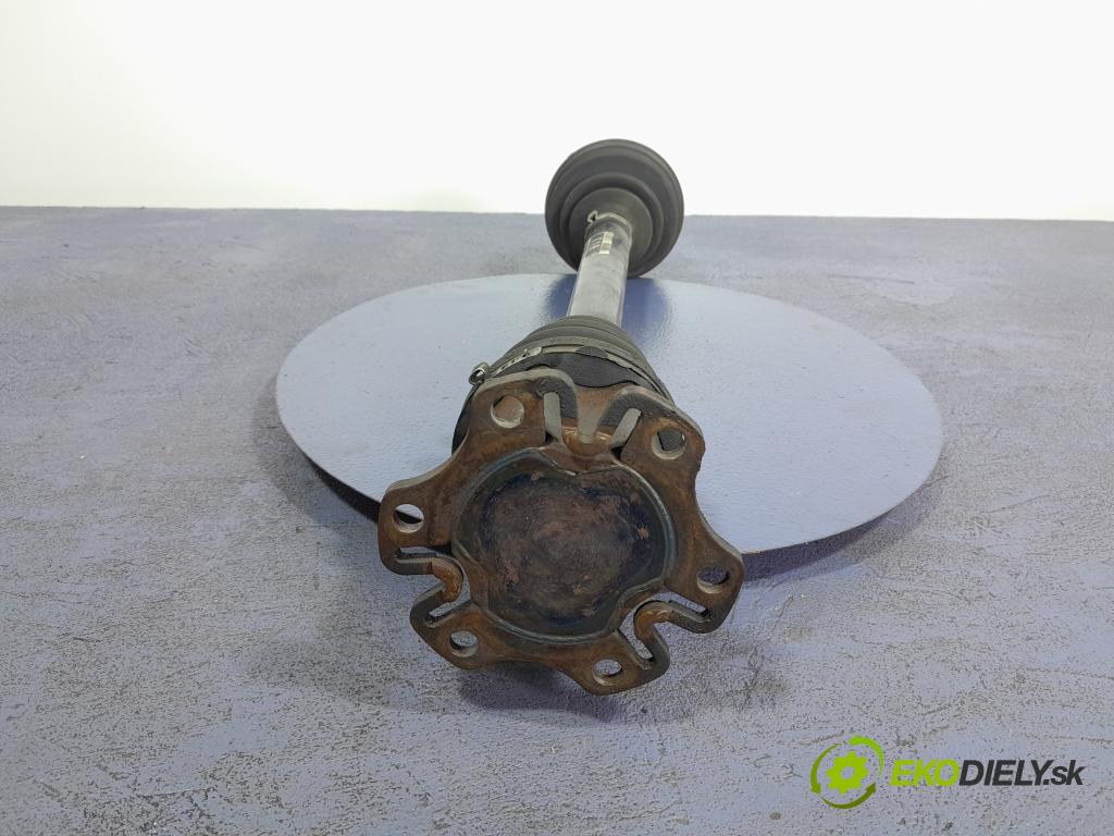 Audi A6 2005 poloos Prava: Predné 4F0407271H