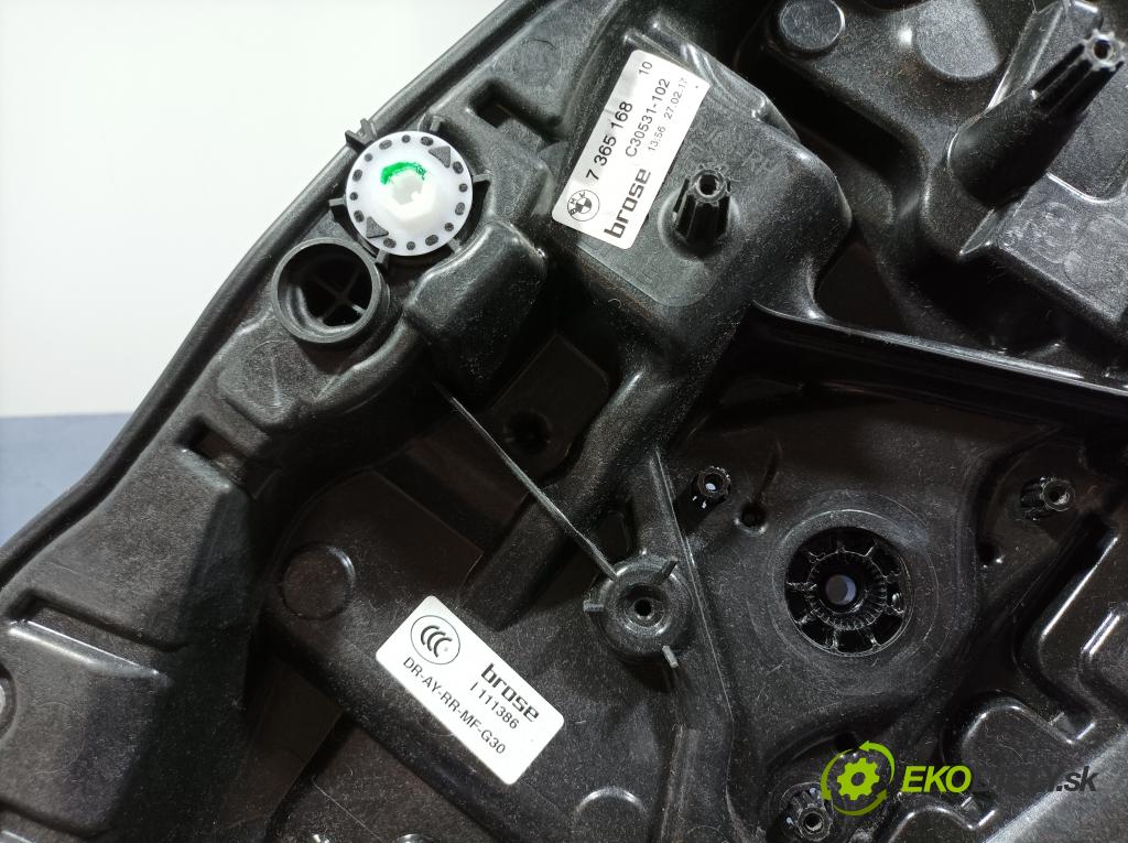 Bmw Seria 5 2017 mechanismus stahování Sklenka: Zad: v pravo: 7365168
