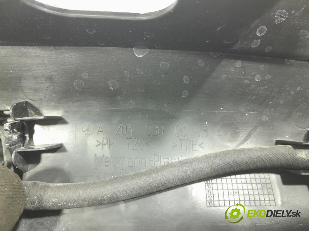 Mercedes C-klasa 2007 torpédo A2048300013