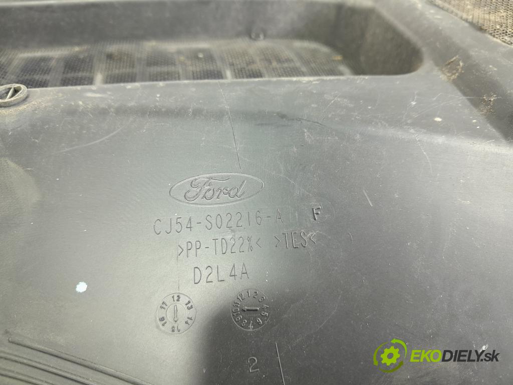 Ford Kuga 2016 torpédo 01
