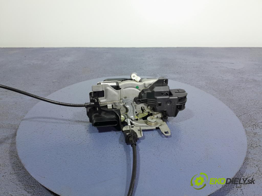 Volvo Xc60 2020 zámek dveře před Levý: 31349894