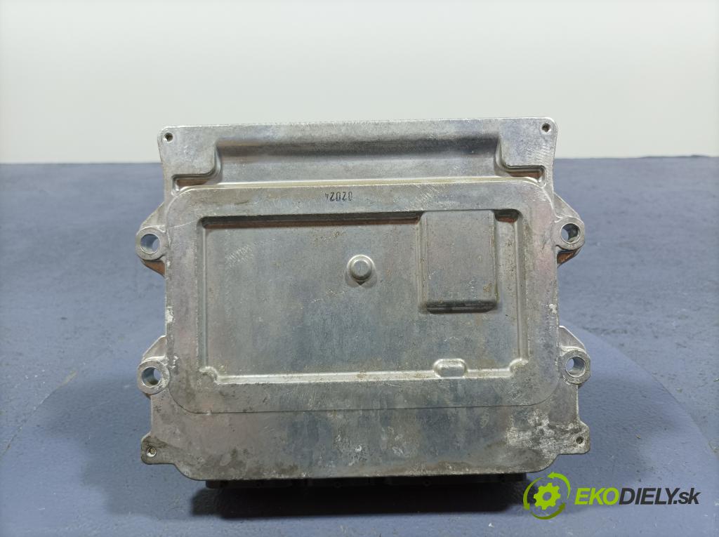 Volvo Xc60 2020 riadiaca jednotka Motor: 31459512