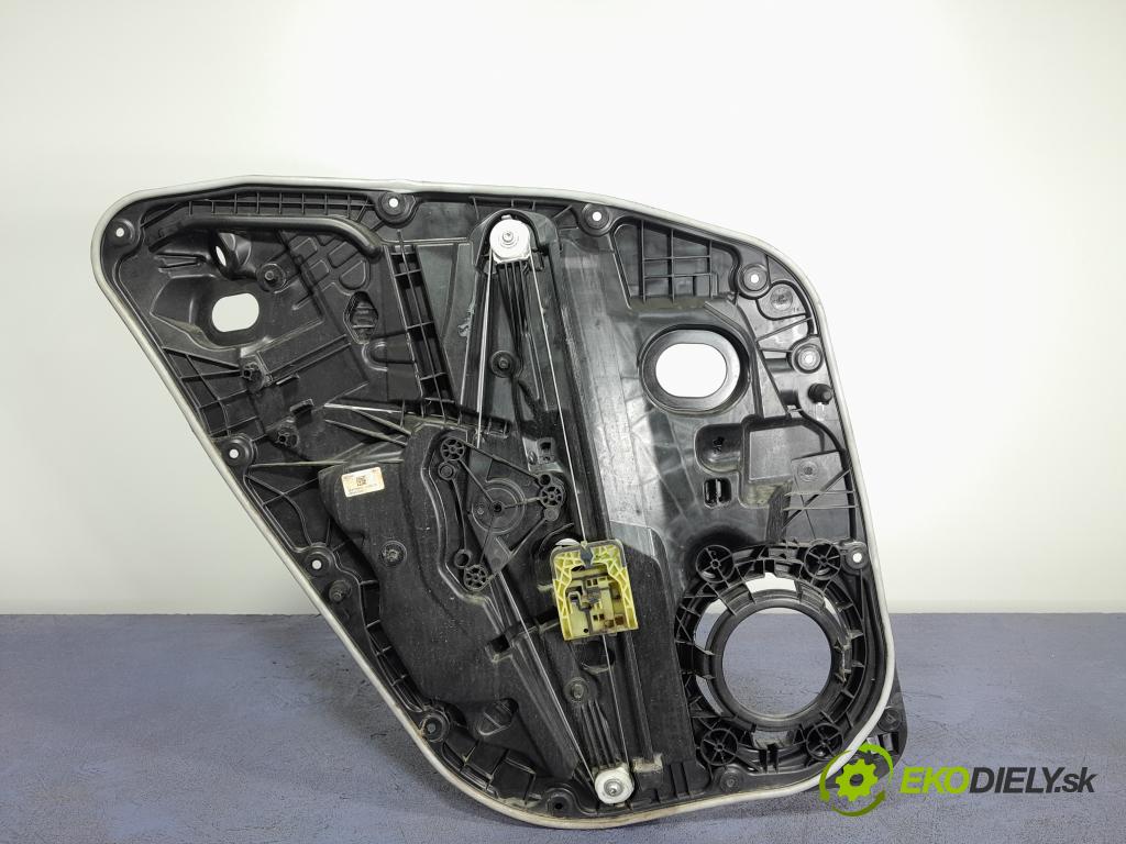 Volvo Xc60 2020 mechanismus stahování Sklenka: Zad: Levý: 31416998