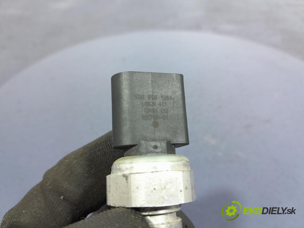 Skoda Octavia 2020 snímač Tlak Klimatizace: 5Q0959126A