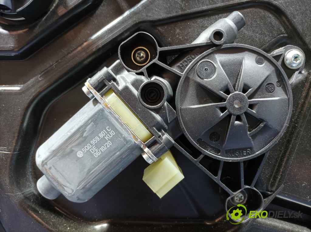 Skoda Octavia 2020 mechanismus stahování Sklenka: před v pravo: 5E3837655