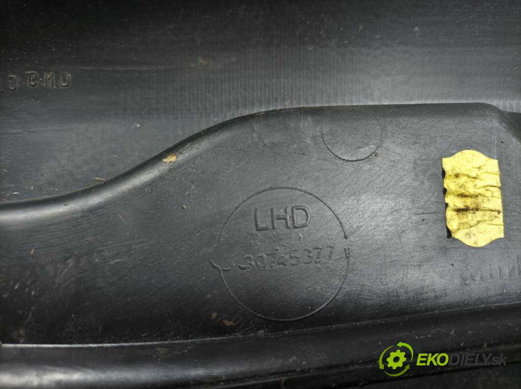 Volvo V50 2006 torpédo 01