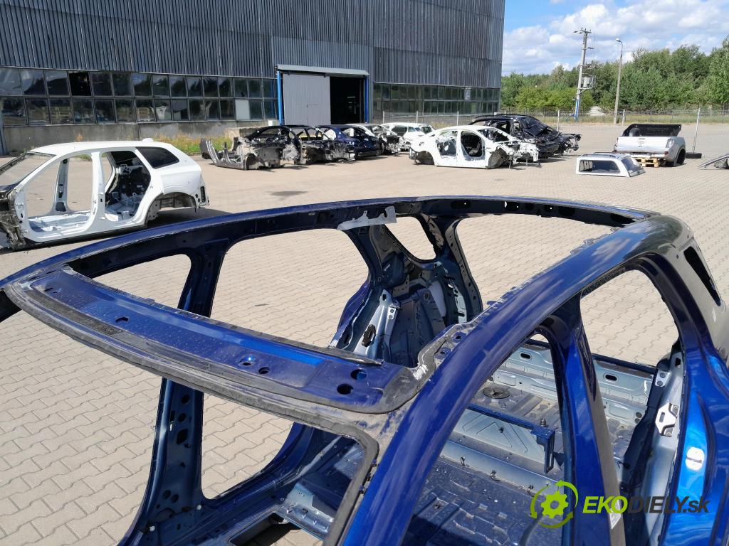 Mercedes Gle-klasa 0 Strecha: 01
