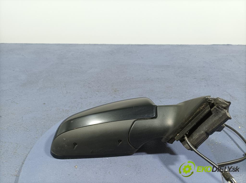 Audi A4 2006 zrkadlo pravé 50010FAO