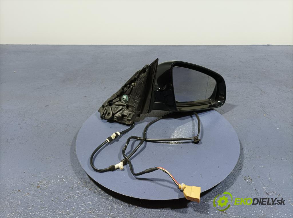 Audi A4 2006 zrkadlo pravé 50010FAO
