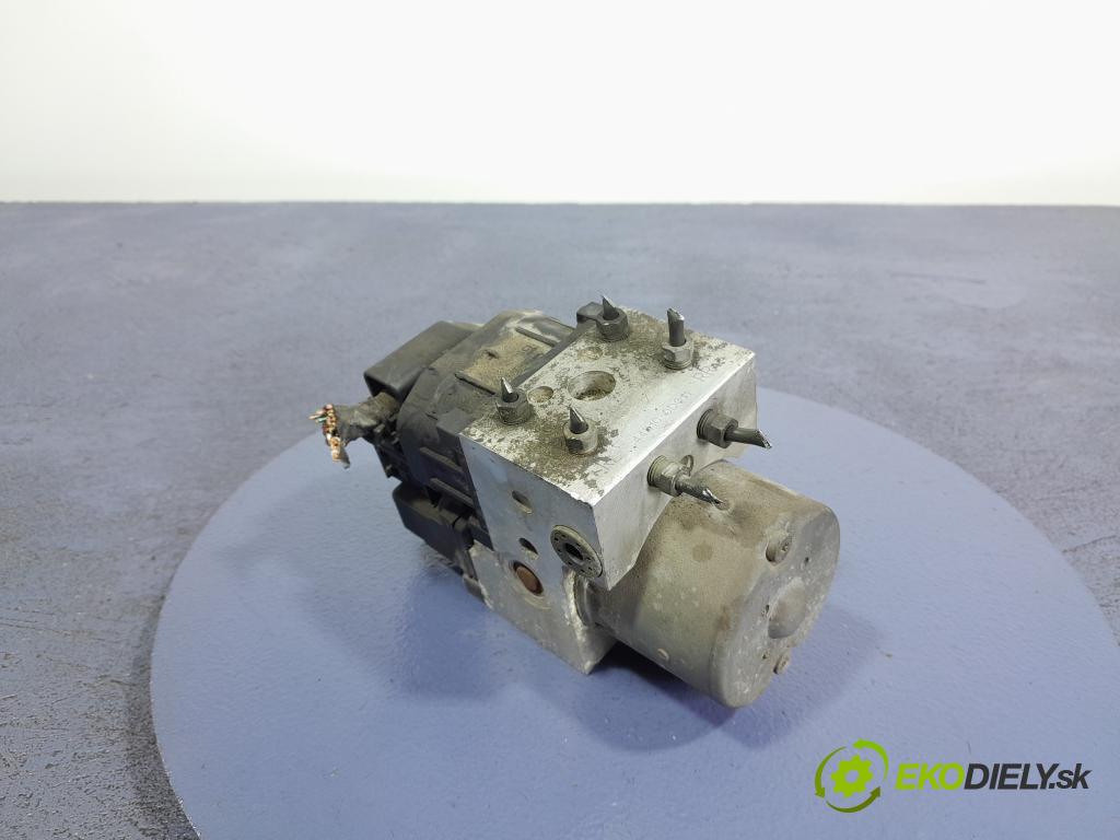 Toyota Yaris 2003 čerpadlo ABS x 44510-0D011