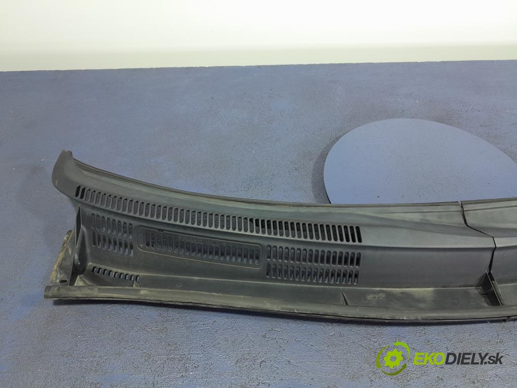 Toyota Prius 2009 torpédo 55708-47080