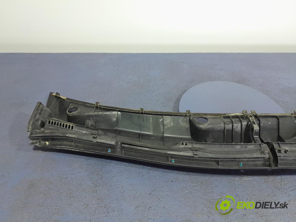 Toyota Prius 2009 torpédo 55708-47080