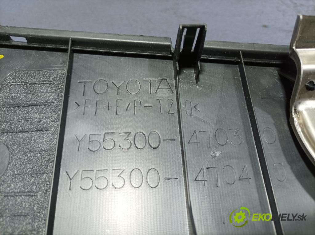 Toyota Prius 2009 kokpit,pristrojová doska 01