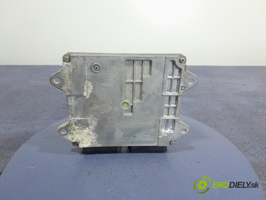 Mitsubishi Colt 2010 riadiaca jednotka Motor: 1860B156