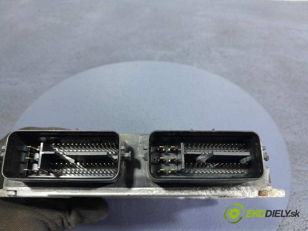 Mitsubishi Colt 2010 riadiaca jednotka Motor: 1860B156