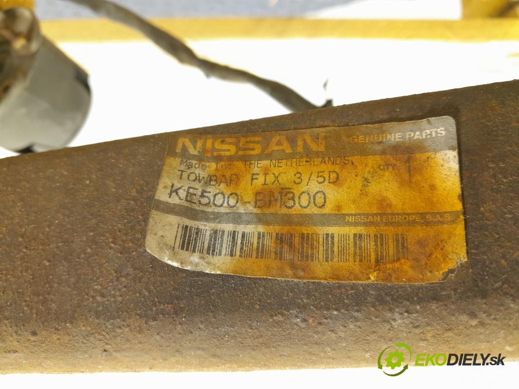 Nissan Almera 2002 oko Do Přívěsy KE500-BM300